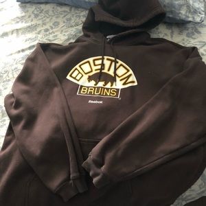 Boston Bruins throwback Hooded Sweatshirt